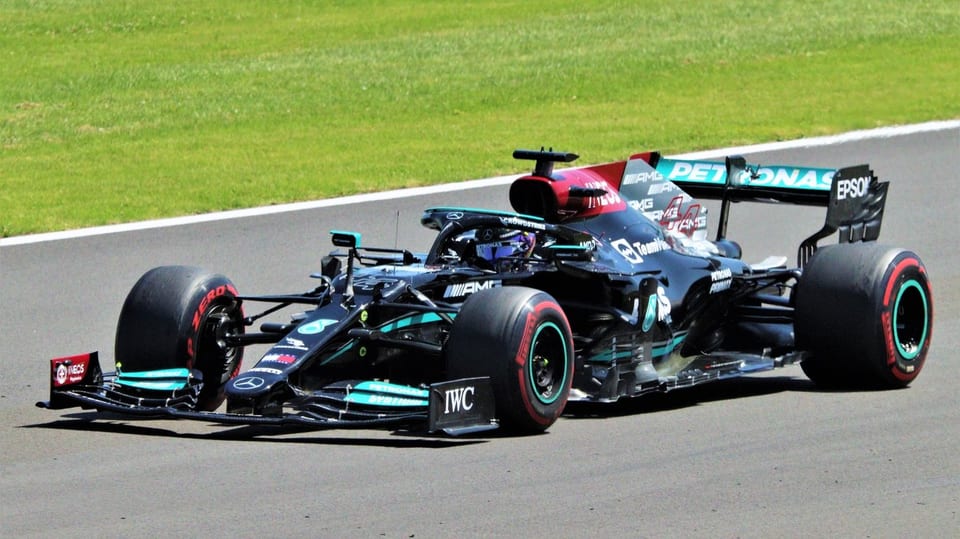 Toto Wolff demands Mercedes eliminate reliability issues despite Formula 1 championship lead