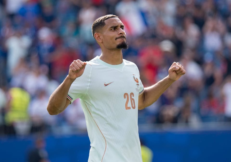 Chelsea step up Maxence Lacroix pursuit as Crystal Palace talks progress over potential £60m transfer